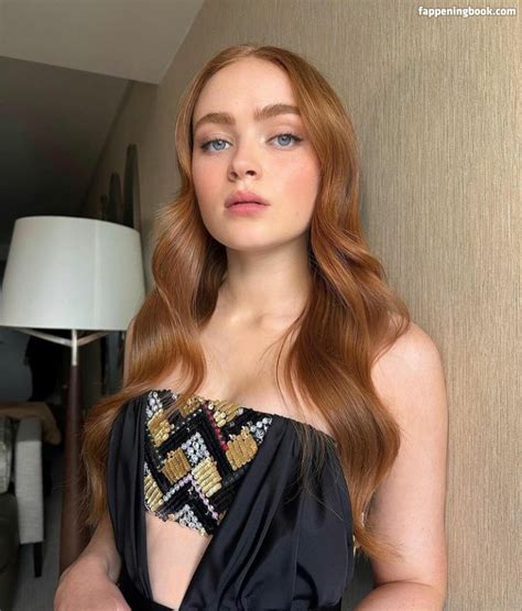 sadie sink nude